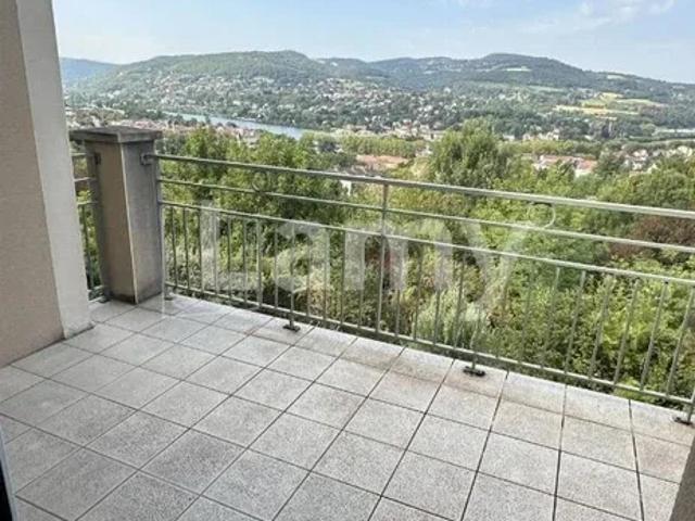 Location Appartement Chemin des Escargots, Neuville sur Saône