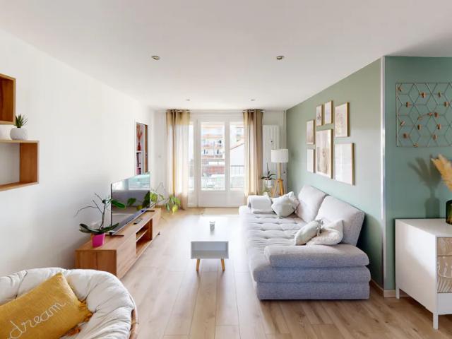 Location Appartement Chemin des Fleurs, Saint Étienne