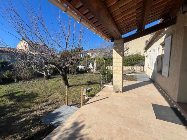 Location Appartement Chemin des Griottes, Manosque
