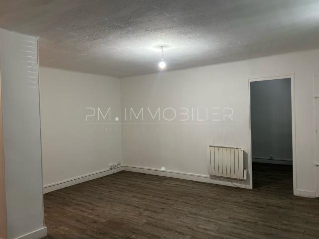 Location Appartement Chemin des Jonquilles, Marseille