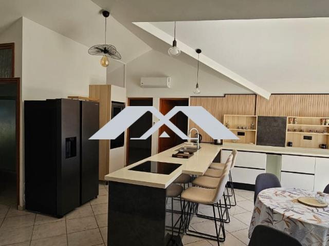 Location Appartement Chemin des Thuyas, Saint Denis