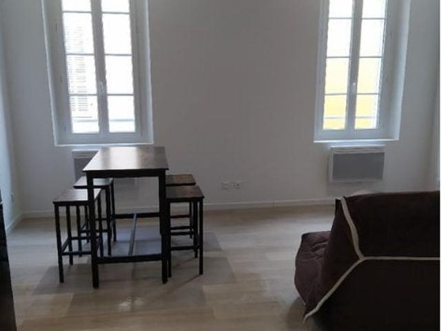 Location Appartement Chemin du Château, Aubagne