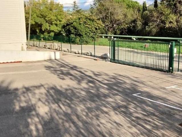 Location Appartement Chemin du Clauvier, Roquevaire