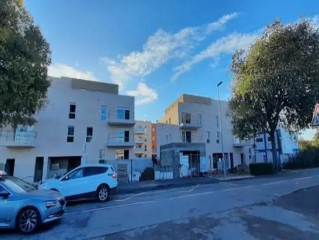 Location Appartement Chemin du Pont des Îles, Nîmes