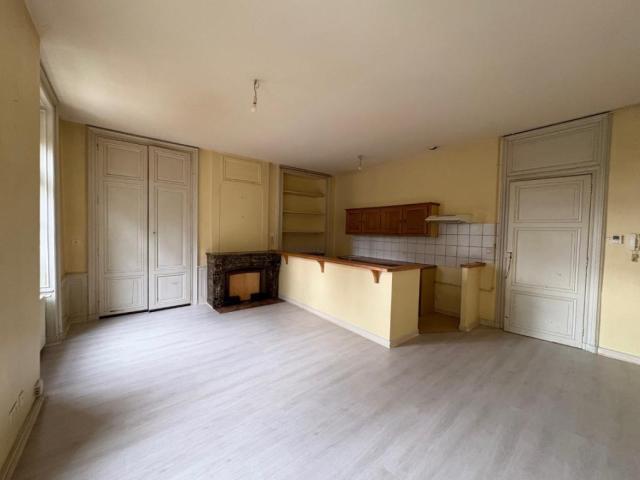 Location Appartement Chemin du Petit Bois, Amplepuis