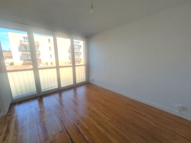 Location Appartement Chemin du Prieuré, Feurs