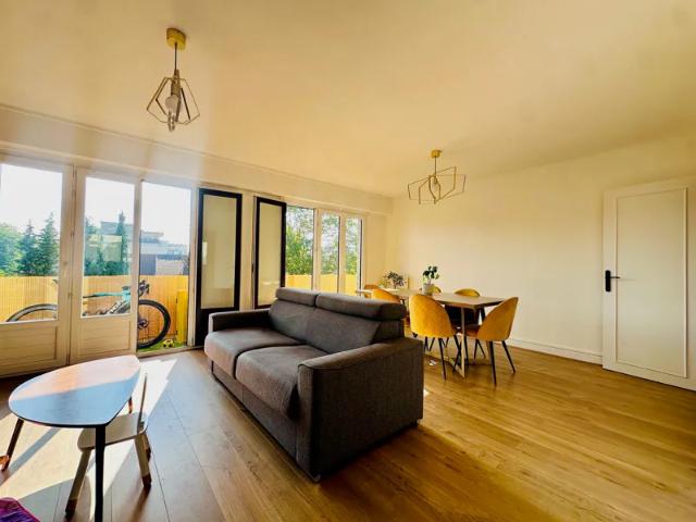 Location Appartement Chemin Latéral de Saint Maur, Saint Maur des Fossés
