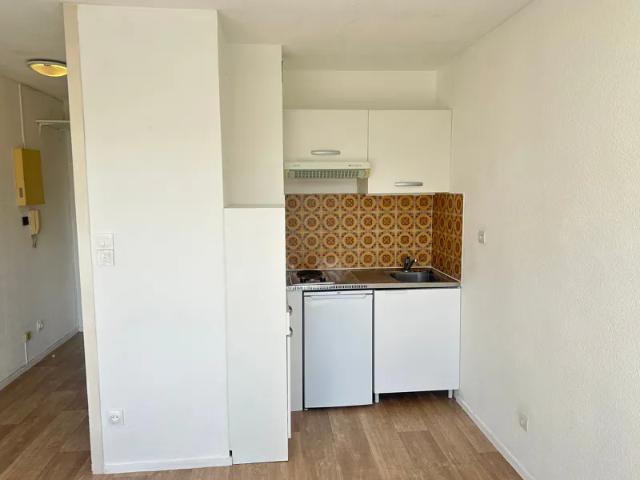 Location Appartement Cité Mouneyra, Bordeaux