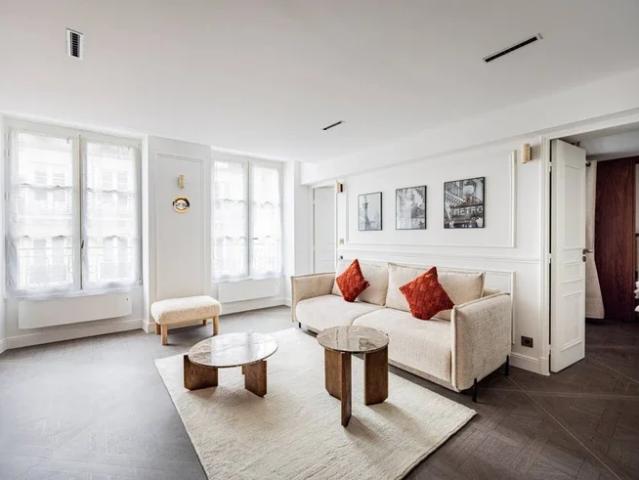 Location Appartement Cour de Rome, Paris