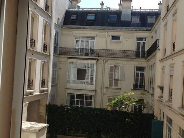 Location Appartement Cour de Rome, Paris