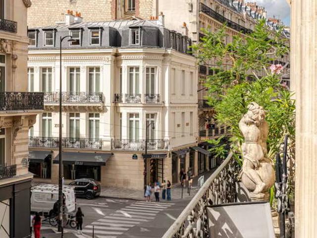 Location Appartement Cour de Rome, Paris