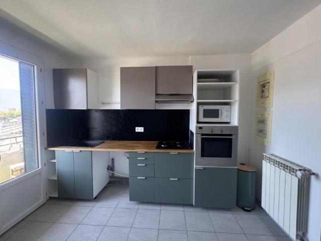 Location Appartement Cour d'Honneur, Chambéry
