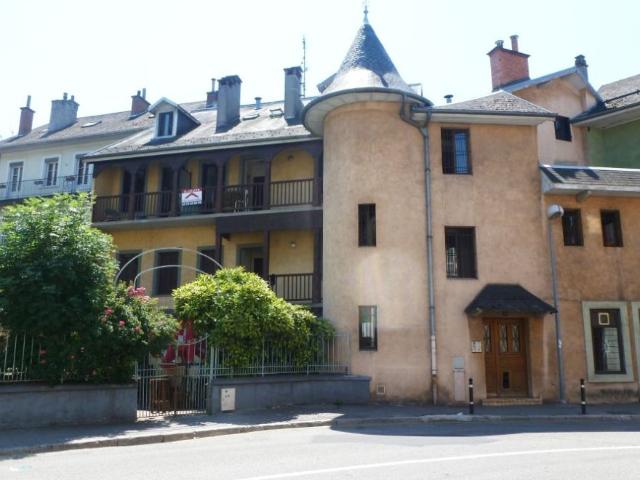 Location Appartement Cour d'Honneur, Chambéry