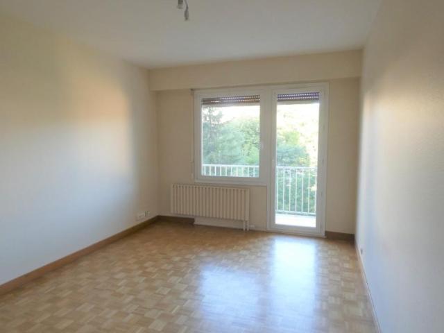 Location Appartement Cour d'Honneur, Chambéry