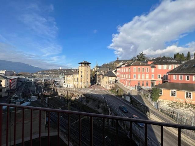 Location Appartement Cour d'Honneur, Chambéry