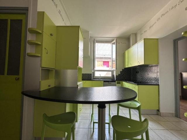 Location Appartement Cour d'Honneur, Chambéry