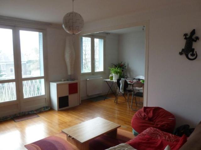 Location Appartement Cour d'Honneur, Chambéry