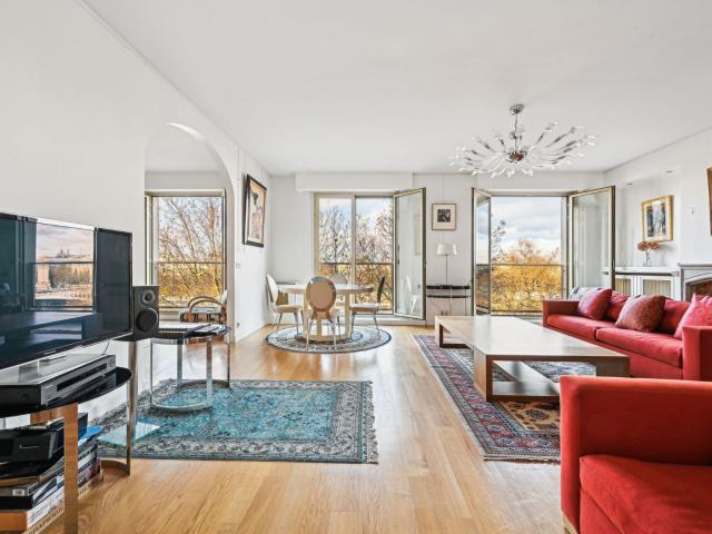 Location Appartement Cour d'Honneur, Paris