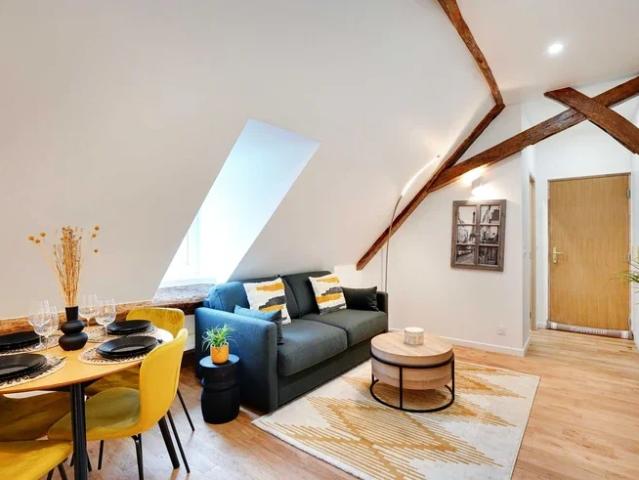 Location Appartement Cour Jacques Viguès, Paris