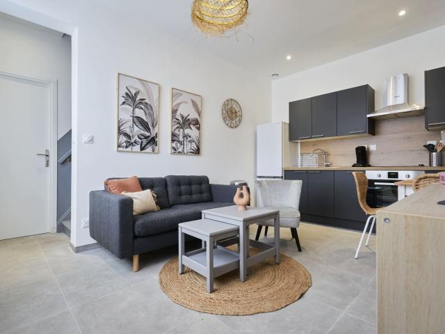 Location Appartement Cour Saint Bernard, Lille