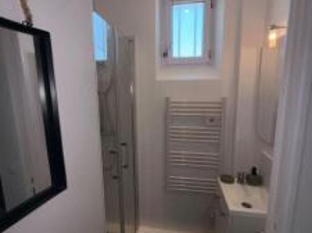 location appartement courbevoie 1 pièce 22 m2 hauts de seine 92400 1200 € / mois