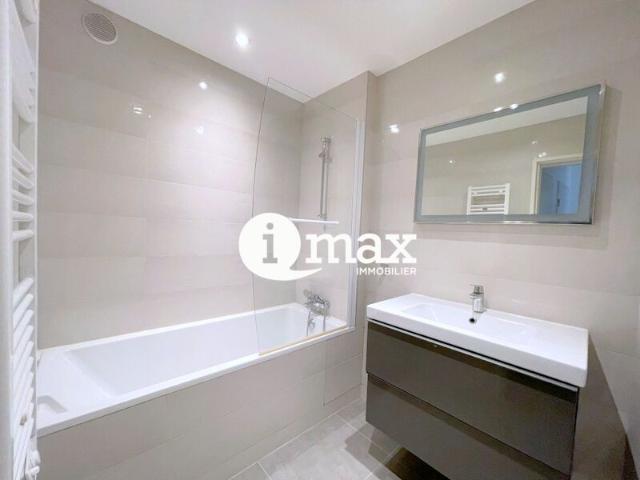 Location Appartement COURBEVOIE