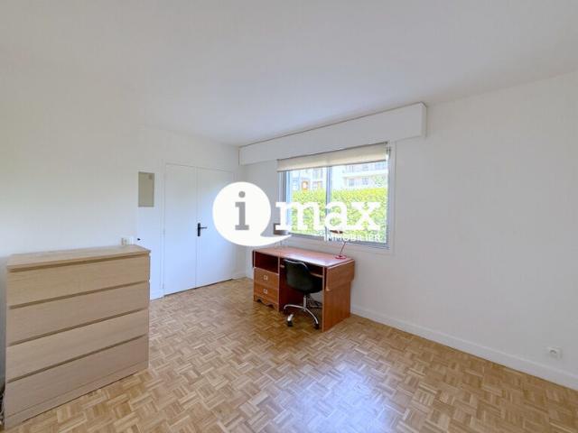 Location Appartement COURBEVOIE