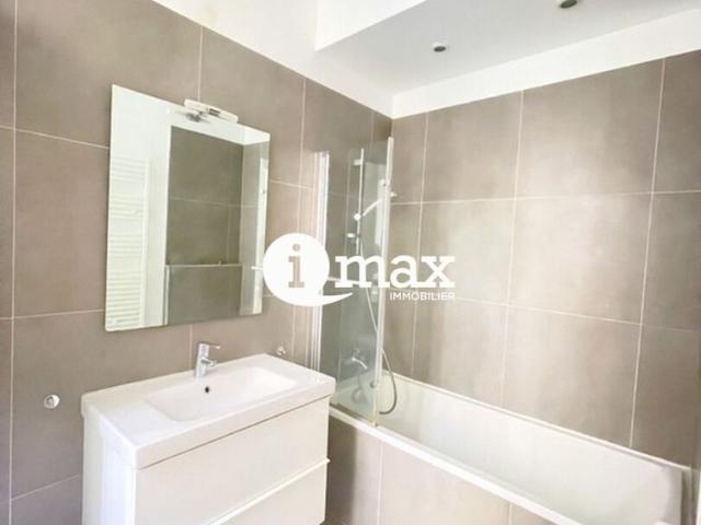 Location Appartement COURBEVOIE