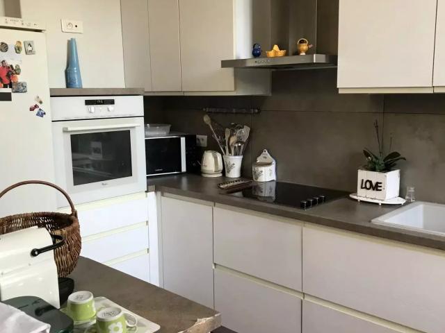 Location Appartement Cours Voltaire, Aubagne