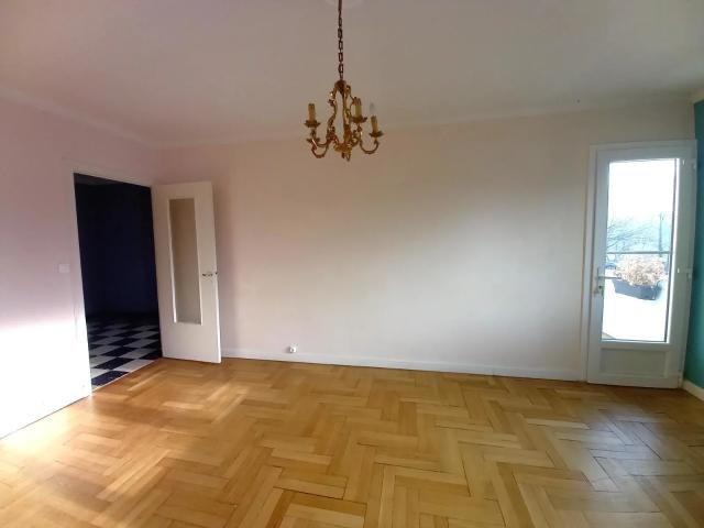 Location Appartement Cours Aristide Briand, Caluire et Cuire