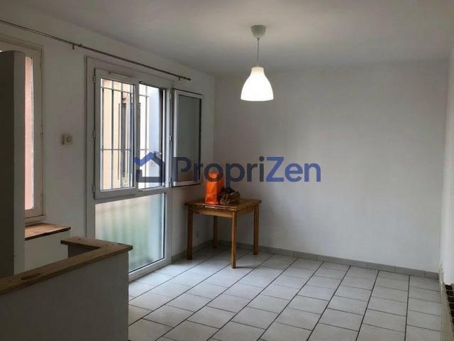 Location Appartement Cours Barthélemy, Aubagne