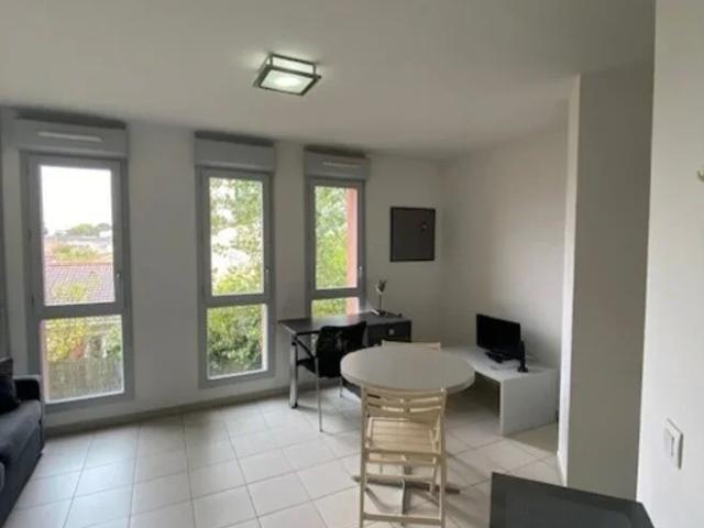 Location Appartement Cours de la Libération, Pessac