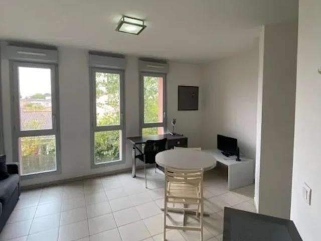 Location Appartement Cours de la Libération, Pessac