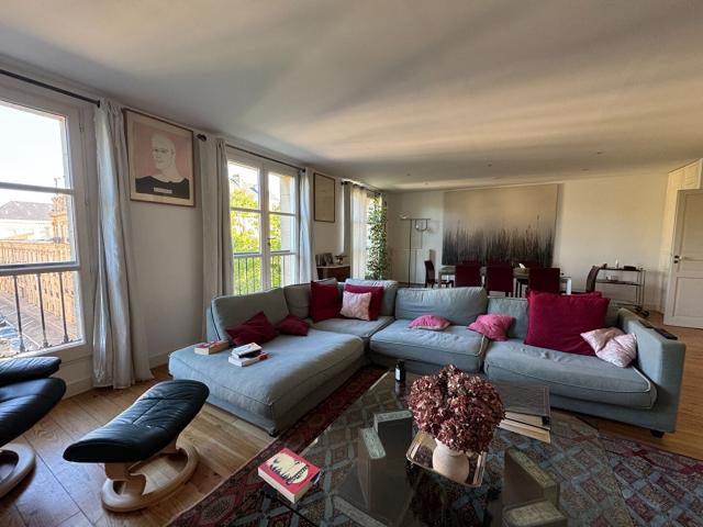 Location Appartement Cours du Maréchal Foch, Bordeaux