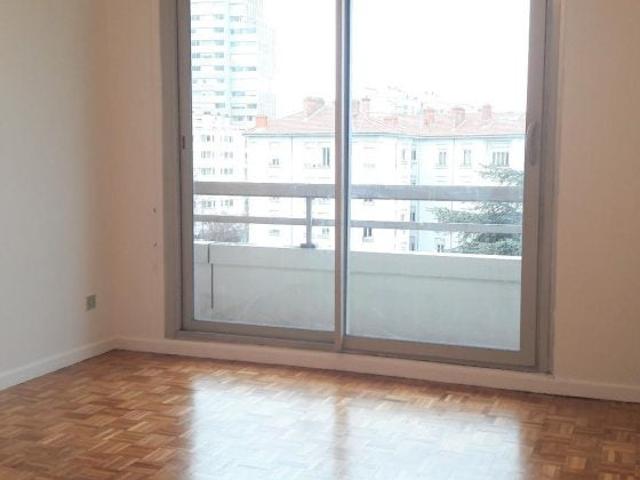 Location Appartement Cours Émile Zola, Villeurbanne