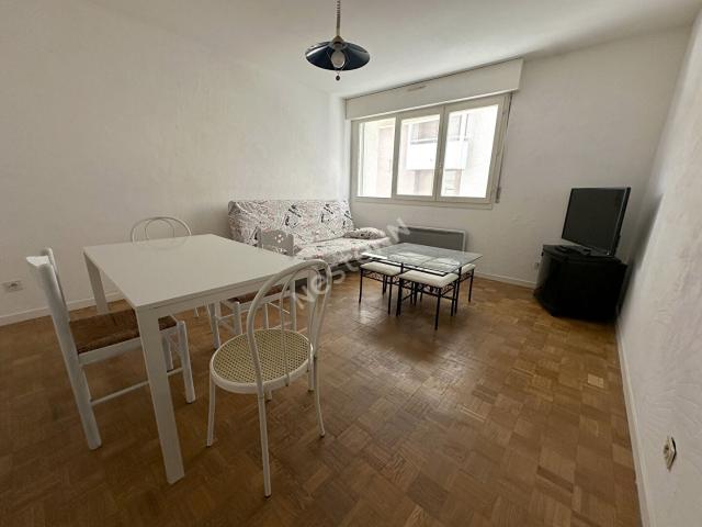 Location Appartement Cours Émile Zola, Villeurbanne