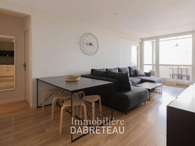 Location Appartement Cours Émile Zola, Villeurbanne