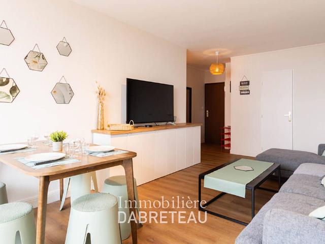 Location Appartement Cours Émile Zola, Villeurbanne