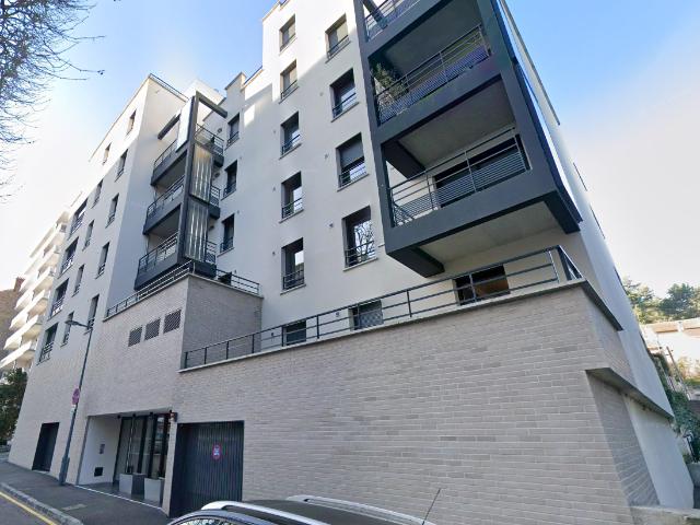 Location Appartement Cours Fauriel, Saint Étienne