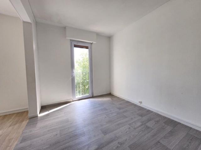 Location Appartement Cours Jacquin, Troyes