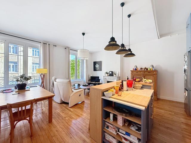 Location Appartement Cours Jean Baptiste Langlet, Reims