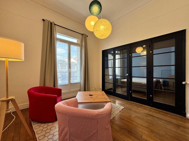 Location Appartement Cours Jean Baptiste Langlet, Reims