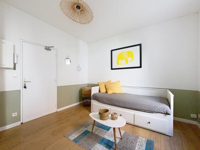 Location Appartement Cours Jean Baptiste Langlet, Reims