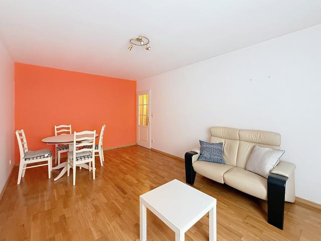 Location Appartement Cours Jean Baptiste Langlet, Reims
