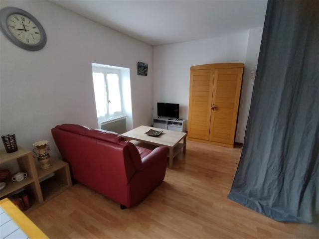 Location Appartement Cours Saint Antoine, Valréas
