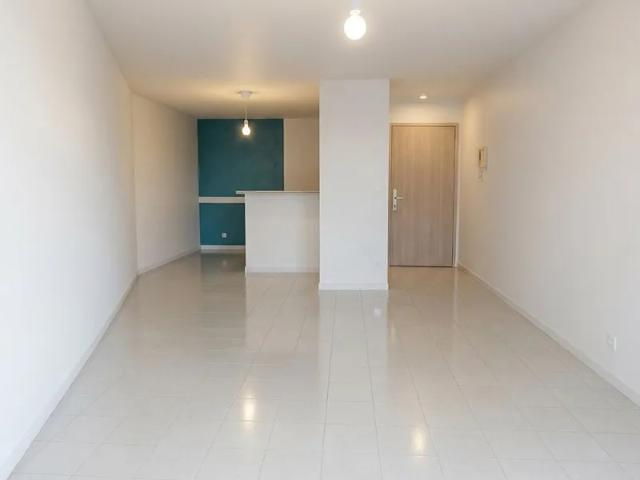 Location Appartement Clos de la Cathédrale, Évry