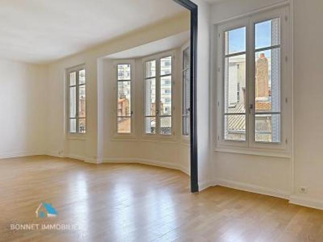 location appartement clermont ferrand 6 pièces 175 m2 puy de dome 63000 1190 € / mois