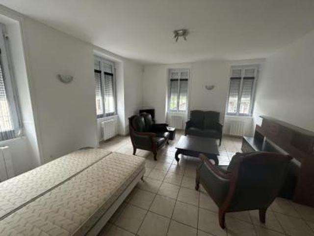 location appartement creusot 1 pièce 35 m2 saone et loire 71200 400 € / mois