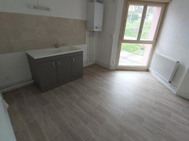 Location Appartement Avenue de Verdun, Montmédy