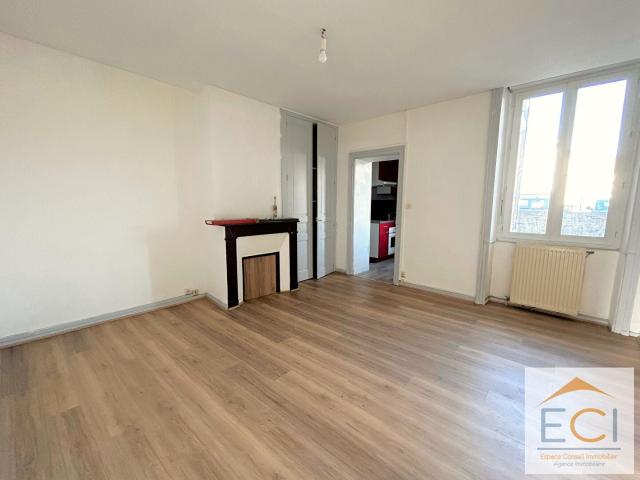 Location Appartement Route de Glatens, Beaumont de Lomagne